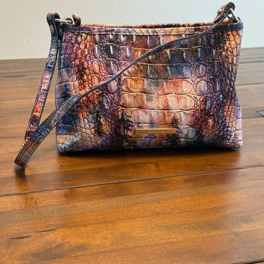 Brahmin Clutch in Parrish Melbourne • Embossed Leather - Picture 2 of 7